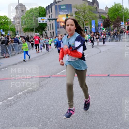 25.04.2026 - Das Zehntel Tim E. http://msf.ph/oto/9578147 25.04.2026 11:02:38 Ziel 5134, 5136, 5231, 5330, 5351, 5888, 5891, 5895, 6165, 6176, 6268, 6269, 6485, 6817, 6849, 7024, 7025, 7038, 7347, 7359, 7360, 7442, 7453, 7475, 7824, 7855, 7858, 7862, 7872, 8075 meine-sportfotos.de