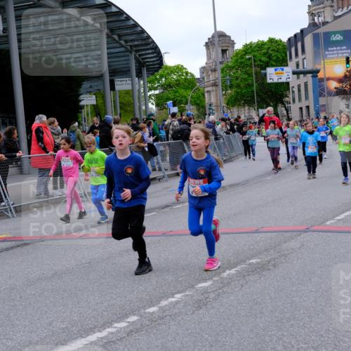 25.04.2026 - Das Zehntel Tim E. http://msf.ph/oto/9578157 25.04.2026 11:02:40 Ziel 5134, 5136, 5231, 5330, 5351, 5888, 5891, 5895, 6165, 6176, 6268, 6269, 6485, 6812, 6817, 6849, 7024, 7025, 7038, 7343, 7347, 7442, 7453, 7475, 7602, 7620, 7824, 7855, 7858, 7862, 7872, 8075 meine-sportfotos.de