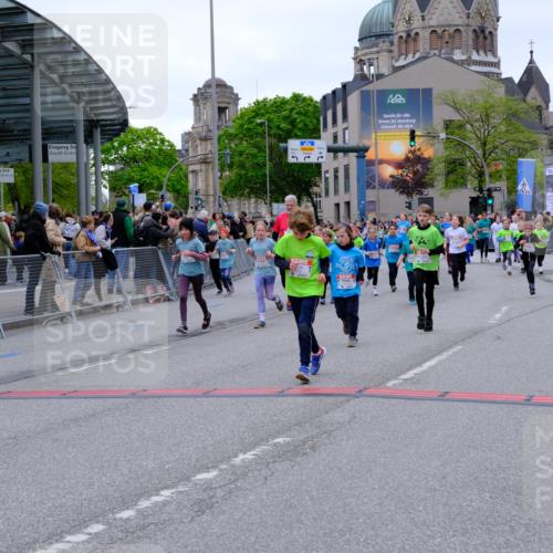 25.04.2026 - Das Zehntel Tim E. http://msf.ph/oto/9578165 25.04.2026 11:02:43 Ziel 5046, 5214, 5224, 5225, 5231, 5330, 5351, 5865, 5888, 5891, 5895, 6268, 6269, 6291, 6485, 6570, 6598, 6812, 6976, 6994, 6995, 7000, 7025, 7343, 7442, 7453, 7475, 7602, 7610, 7620, 7630, 8075 meine-sportfotos.de