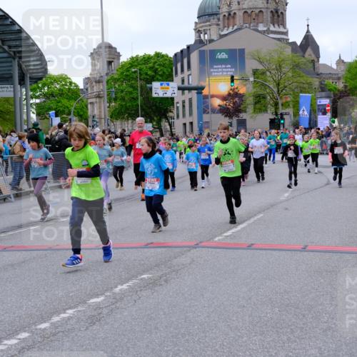 25.04.2026 - Das Zehntel Tim E. http://msf.ph/oto/9578169 25.04.2026 11:02:44 Ziel 5046, 5106, 5214, 5224, 5225, 5231, 5262, 5330, 5351, 5685, 5745, 5774, 5865, 5888, 5891, 5895, 6268, 6269, 6291, 6485, 6570, 6598, 6812, 6976, 6994, 6995, 7000, 7025, 7343, 7442, 7453, 7475, 7602, 7610, 7620, 7630, 8075 meine-sportfotos.de