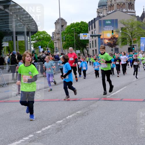 25.04.2026 - Das Zehntel Tim E. http://msf.ph/oto/9578174 25.04.2026 11:02:44 Ziel 5046, 5106, 5214, 5224, 5225, 5231, 5262, 5330, 5351, 5685, 5745, 5774, 5865, 5888, 5891, 5895, 6268, 6269, 6291, 6485, 6570, 6598, 6812, 6976, 6994, 6995, 7000, 7025, 7343, 7442, 7453, 7475, 7602, 7610, 7620, 7630, 8075 meine-sportfotos.de