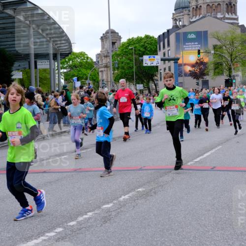 25.04.2026 - Das Zehntel Tim E. http://msf.ph/oto/9578177 25.04.2026 11:02:44 Ziel 5046, 5106, 5214, 5224, 5225, 5231, 5262, 5330, 5351, 5685, 5745, 5774, 5865, 5888, 5891, 5895, 6268, 6269, 6291, 6485, 6570, 6598, 6812, 6976, 6994, 6995, 7000, 7025, 7343, 7442, 7453, 7475, 7602, 7610, 7620, 7630, 8075 meine-sportfotos.de