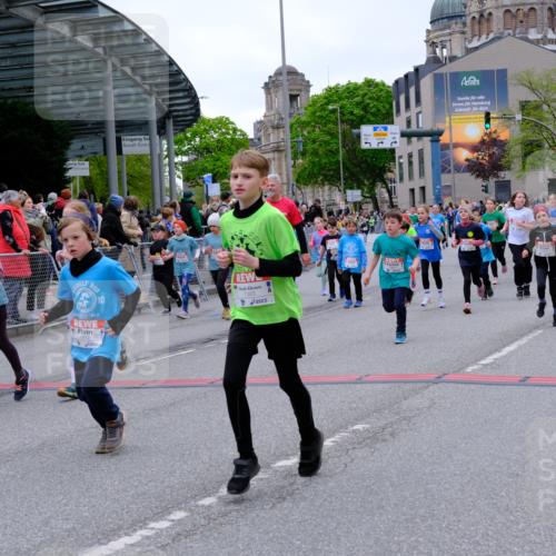25.04.2026 - Das Zehntel Tim E. http://msf.ph/oto/9578183 25.04.2026 11:02:45 Ziel 5046, 5106, 5214, 5224, 5225, 5231, 5262, 5330, 5351, 5685, 5745, 5774, 5865, 5888, 5891, 6268, 6269, 6291, 6485, 6570, 6598, 6812, 6976, 6994, 6995, 7000, 7025, 7343, 7602, 7610, 7620, 7630, 7934, 7936 meine-sportfotos.de