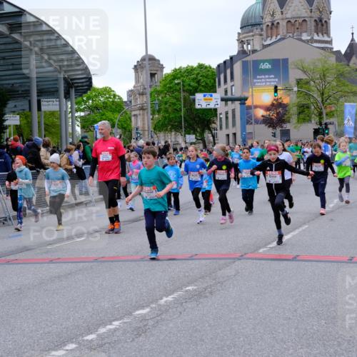 25.04.2026 - Das Zehntel Tim E. http://msf.ph/oto/9578189 25.04.2026 11:02:46 Ziel 5046, 5106, 5214, 5224, 5225, 5231, 5262, 5330, 5351, 5685, 5745, 5774, 5865, 6268, 6269, 6291, 6316, 6485, 6570, 6598, 6780, 6782, 6812, 6976, 6994, 6995, 7000, 7025, 7343, 7441, 7602, 7610, 7620, 7630, 7934, 7936 meine-sportfotos.de