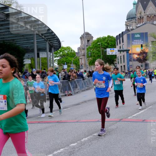 25.04.2026 - Das Zehntel Tim E. http://msf.ph/oto/9578211 25.04.2026 11:02:52 Ziel 5046, 5106, 5214, 5224, 5225, 5262, 5272, 5283, 5468, 5520, 5685, 5745, 5774, 5864, 5865, 5899, 5902, 5914, 5915, 5922, 6291, 6315, 6316, 6570, 6598, 6780, 6782, 6927, 6949, 6976, 6994, 6995, 7000, 7441, 7602, 7610, 7620, 7630, 7934, 7936, 8068 meine-sportfotos.de