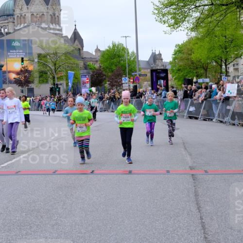 25.04.2026 - Das Zehntel Tim E. http://msf.ph/oto/9578241 25.04.2026 11:02:59 Ziel 5111, 5115, 5184, 5186, 5272, 5283, 5410, 5423, 5440, 5468, 5520, 5864, 5899, 5902, 5914, 5915, 5922, 6312, 6315, 6448, 6457, 6476, 6479, 6591, 6607, 6927, 6949, 7018, 7031, 7237, 7269, 7609, 8068 meine-sportfotos.de