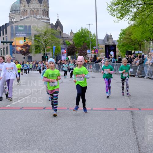 25.04.2026 - Das Zehntel Tim E. http://msf.ph/oto/9578244 25.04.2026 11:03:00 Ziel 5111, 5115, 5184, 5186, 5272, 5283, 5410, 5423, 5440, 5468, 5520, 5864, 5899, 5902, 5914, 5915, 5922, 5998, 6312, 6315, 6448, 6457, 6476, 6479, 6591, 6607, 6949, 7018, 7031, 7237, 7269, 7609, 8068 meine-sportfotos.de