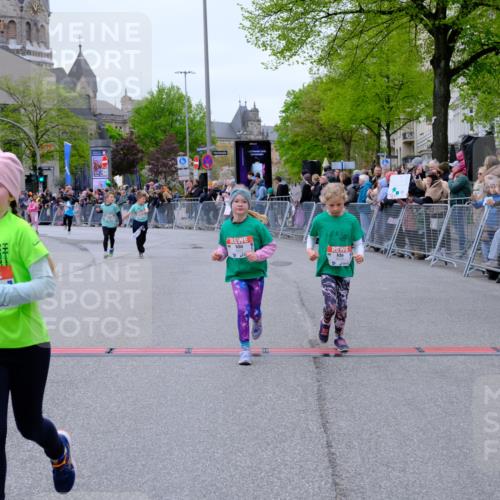 25.04.2026 - Das Zehntel Tim E. http://msf.ph/oto/9578253 25.04.2026 11:03:01 Ziel 5111, 5115, 5184, 5186, 5272, 5283, 5410, 5423, 5440, 5468, 5520, 5864, 5899, 5902, 5915, 5922, 5998, 6030, 6312, 6448, 6457, 6476, 6479, 6591, 6607, 7018, 7031, 7237, 7269, 7440, 7609 meine-sportfotos.de