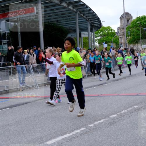 25.04.2026 - Das Zehntel Tim E. http://msf.ph/oto/9578266 25.04.2026 11:03:05 Ziel 5111, 5115, 5184, 5186, 5398, 5410, 5423, 5440, 5662, 5998, 6030, 6312, 6448, 6457, 6476, 6479, 6591, 6607, 6887, 7018, 7031, 7064, 7087, 7117, 7237, 7269, 7440, 7444, 7609, 7979, 7980 meine-sportfotos.de