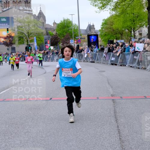 25.04.2026 - Das Zehntel Tim E. http://msf.ph/oto/9578282 25.04.2026 11:03:09 Ziel 5052, 5053, 5184, 5186, 5398, 5594, 5662, 5991, 5998, 6030, 6190, 6399, 6567, 6591, 6593, 6887, 7064, 7087, 7117, 7237, 7269, 7426, 7440, 7444, 7483, 7600, 7979, 7980, 7994 meine-sportfotos.de