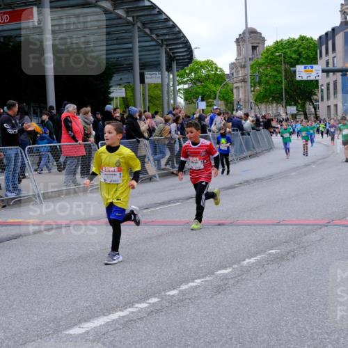 25.04.2026 - Das Zehntel Tim E. http://msf.ph/oto/9578305 25.04.2026 11:03:14 Ziel 5052, 5053, 5215, 5217, 5398, 5533, 5594, 5630, 5662, 5945, 5971, 5985, 5991, 6190, 6399, 6567, 6593, 6887, 7064, 7087, 7117, 7273, 7345, 7426, 7444, 7483, 7600, 7979, 7980, 7994 meine-sportfotos.de