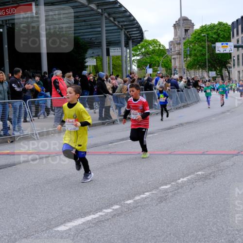 25.04.2026 - Das Zehntel Tim E. http://msf.ph/oto/9578306 25.04.2026 11:03:14 Ziel 5052, 5053, 5215, 5217, 5398, 5533, 5594, 5630, 5662, 5945, 5971, 5985, 5991, 6190, 6399, 6567, 6593, 6887, 7064, 7087, 7117, 7273, 7345, 7426, 7444, 7483, 7600, 7979, 7980, 7994 meine-sportfotos.de