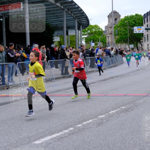 25.04.2026 - Das Zehntel Tim E. http://msf.ph/oto/9578307 25.04.2026 11:03:14 Ziel 5052, 5053, 5215, 5217, 5398, 5533, 5594, 5630, 5662, 5945, 5971, 5985, 5991, 6190, 6399, 6567, 6593, 6887, 7064, 7087, 7117, 7273, 7345, 7426, 7444, 7483, 7600, 7979, 7980, 7994 meine-sportfotos.de