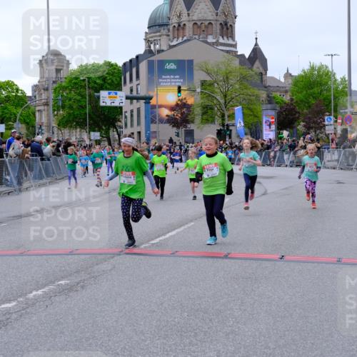 25.04.2026 - Das Zehntel Tim E. http://msf.ph/oto/9578308 25.04.2026 11:03:15 Ziel 5052, 5053, 5215, 5217, 5533, 5594, 5630, 5662, 5945, 5969, 5971, 5985, 5991, 6190, 6399, 6460, 6466, 6567, 6593, 6887, 7064, 7087, 7117, 7273, 7345, 7426, 7483, 7600, 7994 meine-sportfotos.de