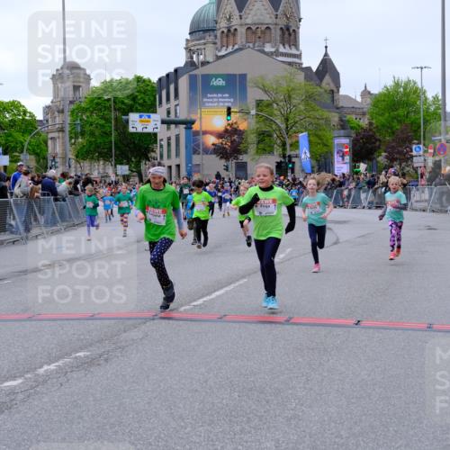 25.04.2026 - Das Zehntel Tim E. http://msf.ph/oto/9578309 25.04.2026 11:03:15 Ziel 5052, 5053, 5215, 5217, 5533, 5594, 5630, 5662, 5945, 5969, 5971, 5985, 5991, 6190, 6399, 6460, 6466, 6567, 6593, 6887, 7064, 7087, 7117, 7273, 7345, 7426, 7483, 7600, 7994 meine-sportfotos.de