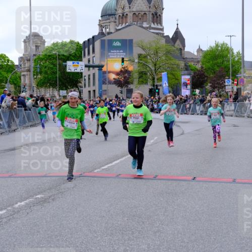 25.04.2026 - Das Zehntel Tim E. http://msf.ph/oto/9578311 25.04.2026 11:03:16 Ziel 5052, 5053, 5215, 5217, 5533, 5594, 5630, 5945, 5969, 5971, 5985, 5991, 6190, 6399, 6460, 6466, 6567, 6593, 7117, 7273, 7345, 7426, 7483, 7600, 7994 meine-sportfotos.de