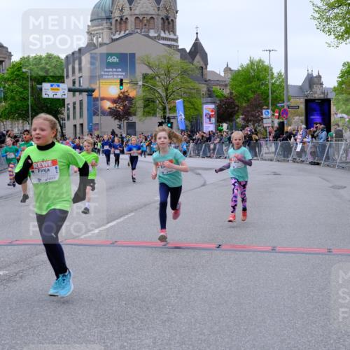 25.04.2026 - Das Zehntel Tim E. http://msf.ph/oto/9578317 25.04.2026 11:03:17 Ziel 5052, 5053, 5215, 5217, 5533, 5594, 5630, 5945, 5969, 5971, 5985, 5991, 6190, 6399, 6460, 6466, 6567, 6593, 7273, 7345, 7426, 7483, 7600, 7994 meine-sportfotos.de