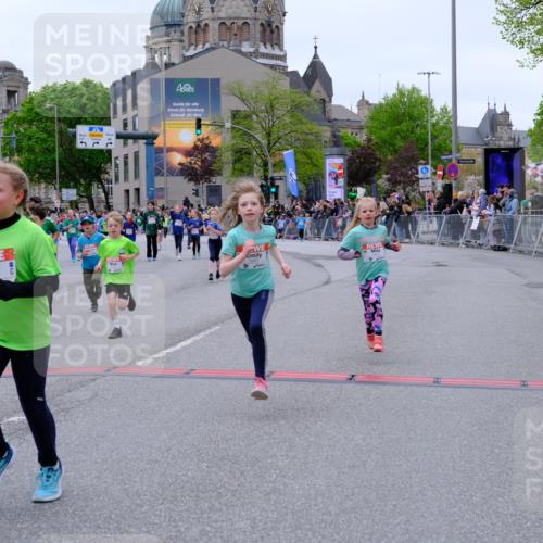 25.04.2026 - Das Zehntel Tim E. http://msf.ph/oto/9578320 25.04.2026 11:03:17 Ziel 5052, 5053, 5215, 5217, 5533, 5594, 5630, 5945, 5969, 5971, 5985, 5991, 6190, 6399, 6460, 6466, 6567, 6593, 7273, 7345, 7426, 7483, 7600, 7994 meine-sportfotos.de