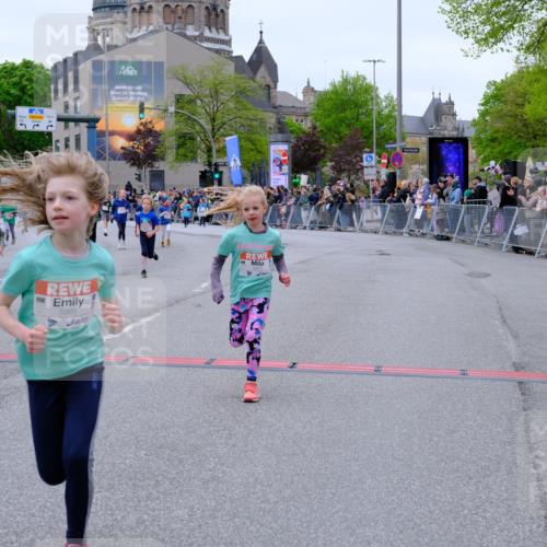 25.04.2026 - Das Zehntel Tim E. http://msf.ph/oto/9578323 25.04.2026 11:03:18 Ziel 5052, 5053, 5215, 5217, 5533, 5594, 5630, 5945, 5969, 5971, 5985, 5991, 6190, 6399, 6460, 6466, 6567, 6593, 7273, 7345, 7426, 7483, 7600, 7994 meine-sportfotos.de