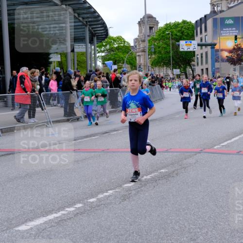 25.04.2026 - Das Zehntel Tim E. http://msf.ph/oto/9578341 25.04.2026 11:03:21 Ziel 5052, 5053, 5215, 5217, 5328, 5331, 5346, 5348, 5533, 5630, 5945, 5969, 5971, 5985, 6460, 6466, 6486, 6494, 6791, 6795, 7273, 7345 meine-sportfotos.de
