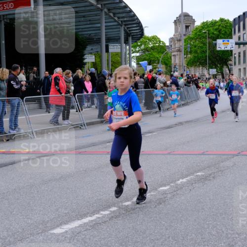 25.04.2026 - Das Zehntel Tim E. http://msf.ph/oto/9578345 25.04.2026 11:03:22 Ziel 5215, 5217, 5328, 5331, 5346, 5348, 5533, 5630, 5945, 5969, 5971, 5985, 6460, 6466, 6486, 6494, 6791, 6795, 7273, 7345 meine-sportfotos.de