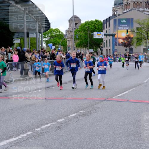 25.04.2026 - Das Zehntel Tim E. http://msf.ph/oto/9578351 25.04.2026 11:03:23 Ziel 5215, 5217, 5328, 5331, 5346, 5348, 5533, 5630, 5945, 5969, 5971, 5985, 6460, 6466, 6486, 6494, 6791, 6795, 7273 meine-sportfotos.de