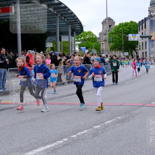 25.04.2026 - Das Zehntel Tim E. http://msf.ph/oto/9578361 25.04.2026 11:03:25 Ziel 5215, 5217, 5328, 5331, 5346, 5348, 5533, 5542, 5630, 5948, 5969, 6460, 6466, 6486, 6494, 6664, 6704, 6791, 6795, 6879, 6948 meine-sportfotos.de