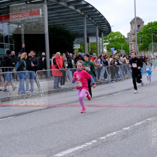 25.04.2026 - Das Zehntel Tim E. http://msf.ph/oto/9578369 25.04.2026 11:03:29 Ziel 5328, 5331, 5346, 5348, 5542, 5593, 5599, 5603, 5613, 5645, 5948, 6486, 6494, 6664, 6704, 6791, 6792, 6795, 6797, 6804, 6879, 6948, 7043 meine-sportfotos.de