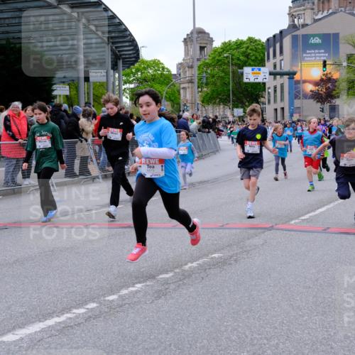 25.04.2026 - Das Zehntel Tim E. http://msf.ph/oto/9578373 25.04.2026 11:03:30 Ziel 5328, 5331, 5346, 5348, 5542, 5593, 5599, 5603, 5613, 5645, 5948, 6486, 6494, 6664, 6704, 6784, 6791, 6792, 6795, 6797, 6804, 6879, 6948, 7043 meine-sportfotos.de