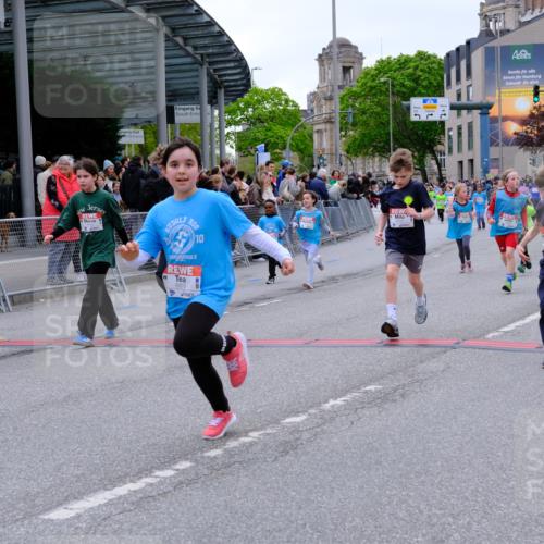 25.04.2026 - Das Zehntel Tim E. http://msf.ph/oto/9578375 25.04.2026 11:03:30 Ziel 5328, 5331, 5346, 5348, 5542, 5593, 5599, 5603, 5613, 5645, 5948, 6486, 6494, 6664, 6704, 6784, 6791, 6792, 6795, 6797, 6804, 6879, 6948, 7043 meine-sportfotos.de