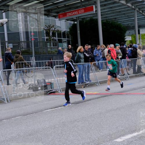 25.04.2026 - Das Zehntel Tim E. http://msf.ph/oto/9578397 25.04.2026 11:03:36 Ziel 5536, 5542, 5552, 5593, 5599, 5603, 5610, 5613, 5645, 5948, 6664, 6704, 6784, 6792, 6797, 6804, 6879, 6948, 7021, 7023, 7043, 7762, 7991, 7992, 7995 meine-sportfotos.de