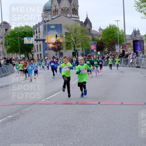 25.04.2026 - Das Zehntel Tim E. http://msf.ph/oto/9578399 25.04.2026 11:03:37 Ziel 5536, 5542, 5552, 5593, 5599, 5603, 5610, 5613, 5645, 6664, 6704, 6784, 6792, 6793, 6797, 6804, 6948, 7021, 7023, 7043, 7762, 7991, 7992, 7995 meine-sportfotos.de