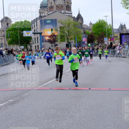 25.04.2026 - Das Zehntel Tim E. http://msf.ph/oto/9578400 25.04.2026 11:03:37 Ziel 5536, 5542, 5552, 5593, 5599, 5603, 5610, 5613, 5645, 6664, 6704, 6784, 6792, 6793, 6797, 6804, 6948, 7021, 7023, 7043, 7762, 7991, 7992, 7995 meine-sportfotos.de