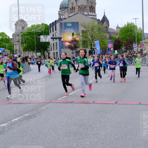 25.04.2026 - Das Zehntel Tim E. http://msf.ph/oto/9578421 25.04.2026 11:03:41 Ziel 5335, 5337, 5349, 5536, 5552, 5610, 5615, 5625, 5716, 5908, 6459, 6463, 6468, 6472, 6784, 6793, 7021, 7023, 7034, 7041, 7063, 7069, 7084, 7279, 7762, 7991, 7992, 7995 meine-sportfotos.de
