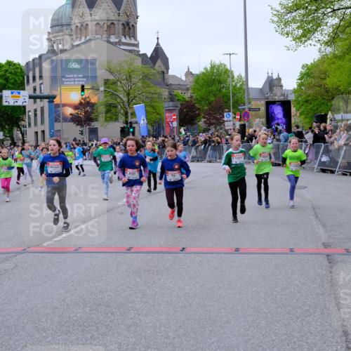 25.04.2026 - Das Zehntel Tim E. http://msf.ph/oto/9578430 25.04.2026 11:03:43 Ziel 5020, 5028, 5335, 5337, 5349, 5536, 5552, 5610, 5615, 5625, 5716, 5908, 6459, 6463, 6468, 6472, 6793, 7021, 7023, 7034, 7041, 7063, 7069, 7084, 7279, 7499, 7515, 7762, 7991, 7992, 7995 meine-sportfotos.de