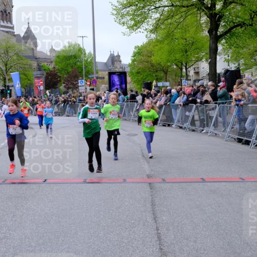 25.04.2026 - Das Zehntel Tim E. http://msf.ph/oto/9578434 25.04.2026 11:03:43 Ziel 5020, 5028, 5335, 5337, 5349, 5536, 5552, 5610, 5615, 5625, 5716, 5908, 6459, 6463, 6468, 6472, 6793, 7021, 7023, 7034, 7041, 7063, 7069, 7084, 7279, 7499, 7515, 7762, 7991, 7992, 7995 meine-sportfotos.de