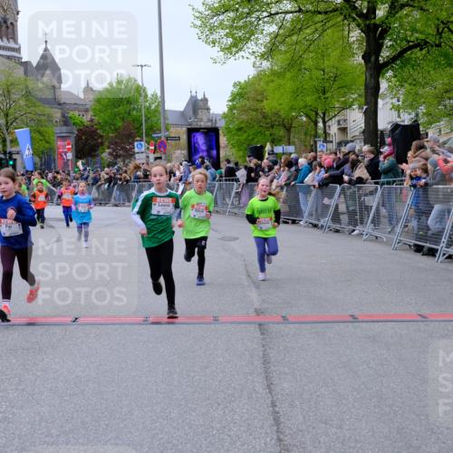 25.04.2026 - Das Zehntel Tim E. http://msf.ph/oto/9578435 25.04.2026 11:03:43 Ziel 5020, 5028, 5335, 5337, 5349, 5536, 5552, 5610, 5615, 5625, 5716, 5908, 6459, 6463, 6468, 6472, 6793, 7021, 7023, 7034, 7041, 7063, 7069, 7084, 7279, 7499, 7515, 7762, 7991, 7992, 7995 meine-sportfotos.de