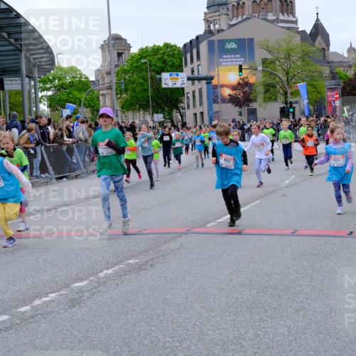 25.04.2026 - Das Zehntel Tim E. http://msf.ph/oto/9578445 25.04.2026 11:03:46 Ziel 5020, 5028, 5335, 5337, 5349, 5536, 5552, 5610, 5615, 5625, 5716, 5908, 6459, 6463, 6468, 6472, 6789, 6793, 6959, 7034, 7039, 7041, 7044, 7063, 7069, 7084, 7279, 7287, 7290, 7348, 7352, 7437, 7462, 7472, 7499, 7515, 7768, 7991, 7992, 7995 meine-sportfotos.de