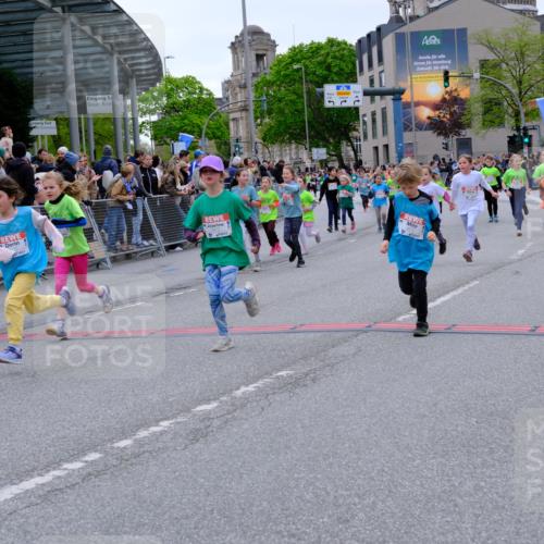 25.04.2026 - Das Zehntel Tim E. http://msf.ph/oto/9578447 25.04.2026 11:03:46 Ziel 5020, 5028, 5335, 5337, 5349, 5536, 5552, 5610, 5615, 5625, 5716, 5908, 6459, 6463, 6468, 6472, 6789, 6793, 6959, 7034, 7039, 7041, 7044, 7063, 7069, 7084, 7279, 7287, 7290, 7348, 7352, 7437, 7462, 7472, 7499, 7515, 7768, 7991, 7992, 7995 meine-sportfotos.de