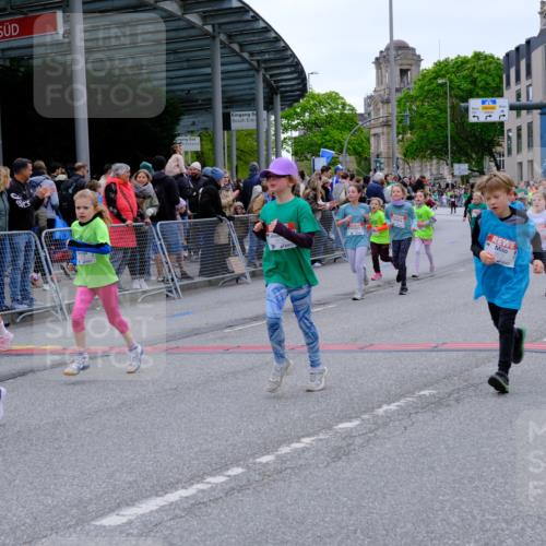 25.04.2026 - Das Zehntel Tim E. http://msf.ph/oto/9578452 25.04.2026 11:03:46 Ziel 5020, 5028, 5335, 5337, 5349, 5536, 5552, 5610, 5615, 5625, 5716, 5908, 6459, 6463, 6468, 6472, 6789, 6793, 6959, 7034, 7039, 7041, 7044, 7063, 7069, 7084, 7279, 7287, 7290, 7348, 7352, 7437, 7462, 7472, 7499, 7515, 7768, 7991, 7992, 7995 meine-sportfotos.de