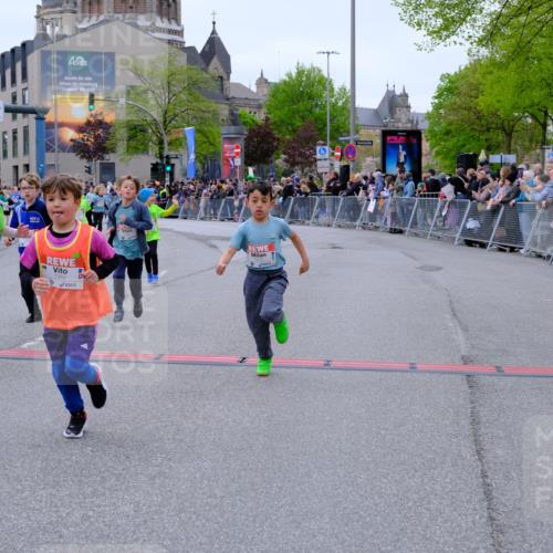 25.04.2026 - Das Zehntel Tim E. http://msf.ph/oto/9578470 25.04.2026 11:03:50 Ziel 5020, 5028, 5246, 5335, 5337, 5349, 5615, 5625, 5716, 5908, 6459, 6463, 6468, 6472, 6487, 6490, 6789, 6959, 7022, 7032, 7034, 7039, 7041, 7044, 7063, 7069, 7084, 7279, 7287, 7290, 7348, 7352, 7437, 7462, 7472, 7499, 7515, 7768 meine-sportfotos.de