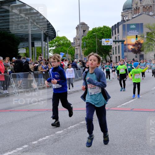 25.04.2026 - Das Zehntel Tim E. http://msf.ph/oto/9578481 25.04.2026 11:03:52 Ziel 5020, 5028, 5246, 5615, 5625, 5716, 6468, 6472, 6487, 6490, 6789, 6959, 7022, 7032, 7039, 7044, 7063, 7069, 7084, 7279, 7287, 7290, 7348, 7352, 7437, 7449, 7450, 7462, 7472, 7499, 7515, 7768, 7864 meine-sportfotos.de