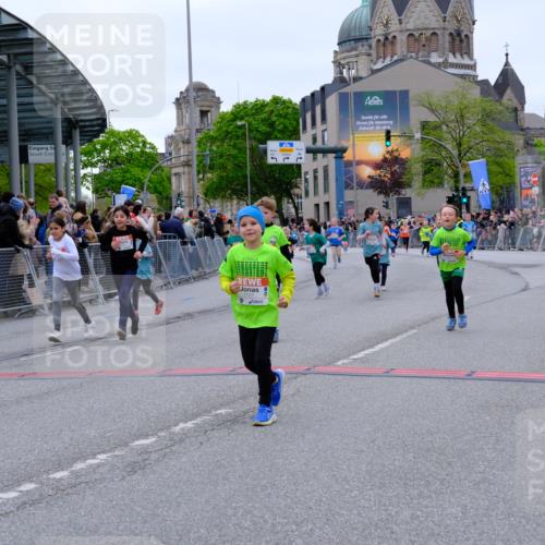 25.04.2026 - Das Zehntel Tim E. http://msf.ph/oto/9578485 25.04.2026 11:03:54 Ziel 5020, 5028, 5246, 6487, 6490, 6560, 6789, 6959, 7022, 7032, 7039, 7044, 7287, 7290, 7348, 7352, 7437, 7449, 7450, 7458, 7462, 7470, 7472, 7499, 7515, 7768, 7822, 7847, 7864 meine-sportfotos.de