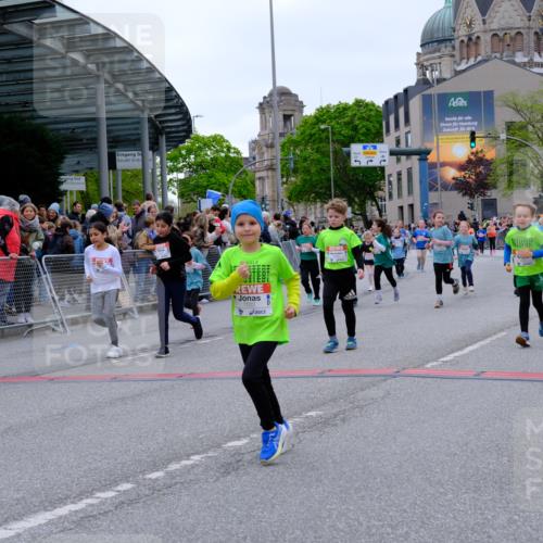 25.04.2026 - Das Zehntel Tim E. http://msf.ph/oto/9578489 25.04.2026 11:03:54 Ziel 5020, 5028, 5246, 6487, 6490, 6560, 6789, 6959, 7022, 7032, 7039, 7044, 7287, 7290, 7348, 7352, 7437, 7449, 7450, 7458, 7462, 7470, 7472, 7499, 7515, 7768, 7822, 7847, 7864 meine-sportfotos.de