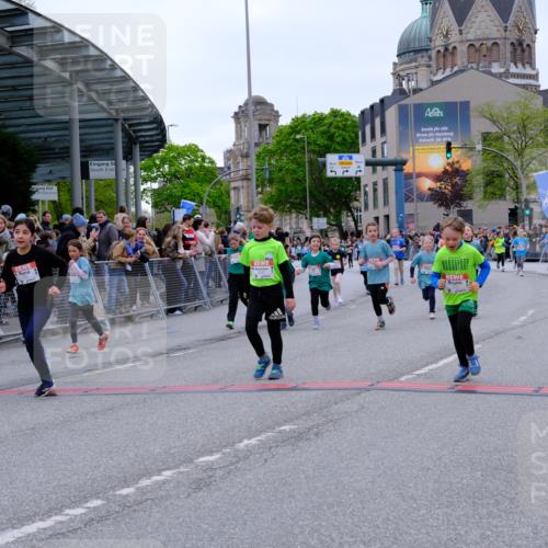 25.04.2026 - Das Zehntel Tim E. http://msf.ph/oto/9578492 25.04.2026 11:03:55 Ziel 5020, 5028, 5246, 6487, 6490, 6560, 6789, 6959, 7022, 7032, 7039, 7044, 7287, 7290, 7348, 7352, 7437, 7449, 7450, 7458, 7462, 7470, 7472, 7499, 7515, 7768, 7822, 7847, 7864 meine-sportfotos.de