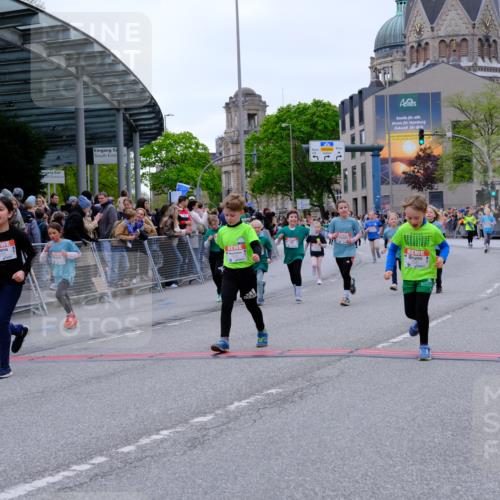 25.04.2026 - Das Zehntel Tim E. http://msf.ph/oto/9578494 25.04.2026 11:03:55 Ziel 5020, 5028, 5246, 6487, 6490, 6560, 6789, 6959, 7022, 7032, 7039, 7044, 7287, 7290, 7348, 7352, 7437, 7449, 7450, 7458, 7462, 7470, 7472, 7499, 7515, 7768, 7822, 7847, 7864 meine-sportfotos.de