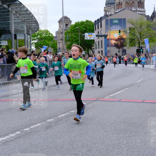 25.04.2026 - Das Zehntel Tim E. http://msf.ph/oto/9578499 25.04.2026 11:03:56 Ziel 5246, 6487, 6490, 6560, 6789, 6959, 7022, 7032, 7039, 7044, 7287, 7290, 7348, 7352, 7437, 7449, 7450, 7458, 7462, 7470, 7472, 7649, 7768, 7822, 7847, 7864 meine-sportfotos.de