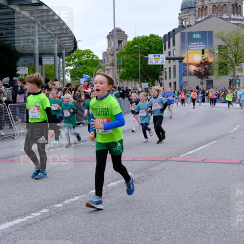 25.04.2026 - Das Zehntel Tim E. http://msf.ph/oto/9578502 25.04.2026 11:03:57 Ziel 5246, 6346, 6368, 6487, 6490, 6560, 6789, 6959, 7022, 7032, 7287, 7290, 7437, 7449, 7450, 7458, 7462, 7470, 7472, 7649, 7768, 7822, 7847, 7864 meine-sportfotos.de
