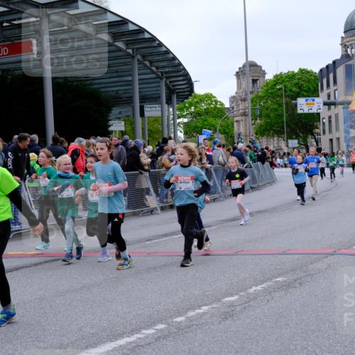 25.04.2026 - Das Zehntel Tim E. http://msf.ph/oto/9578511 25.04.2026 11:03:58 Ziel 5246, 6346, 6368, 6487, 6490, 6560, 6789, 6794, 6808, 6959, 7022, 7032, 7437, 7449, 7450, 7458, 7462, 7470, 7649, 7822, 7847, 7864 meine-sportfotos.de