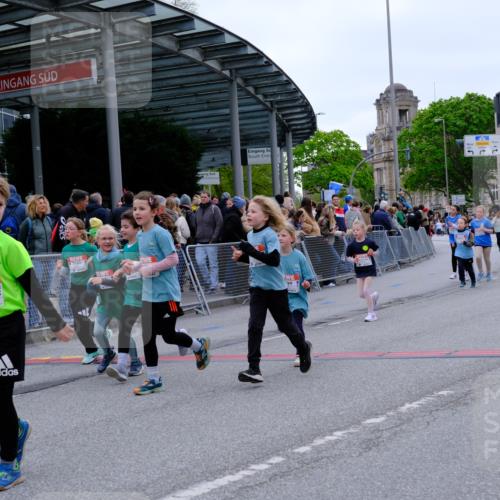 25.04.2026 - Das Zehntel Tim E. http://msf.ph/oto/9578513 25.04.2026 11:03:58 Ziel 5246, 6346, 6368, 6487, 6490, 6560, 6789, 6794, 6808, 6959, 7022, 7032, 7437, 7449, 7450, 7458, 7462, 7470, 7649, 7822, 7847, 7864 meine-sportfotos.de